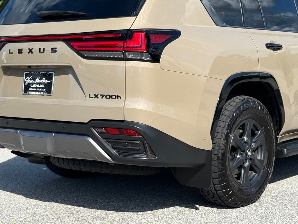 Certified 2025 Lexus LX 700h Overtrail AWD/4WD image 16