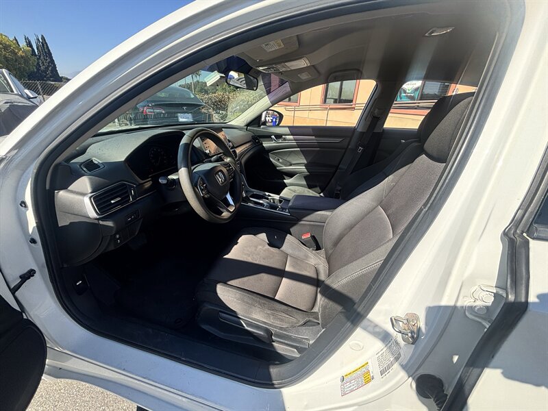Used 2019 Honda Accord LX image 10
