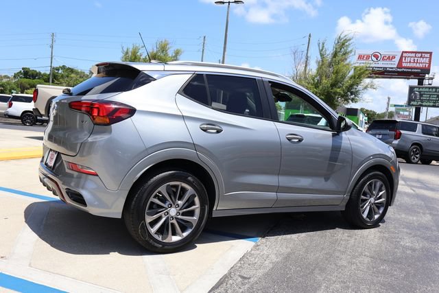 Used 2023 Buick Encore GX Select w/ Sport Touring Package FWD image 8