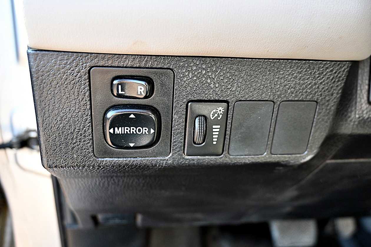 Used 2016 Toyota RAV4 XLE AWD/4WD image 20
