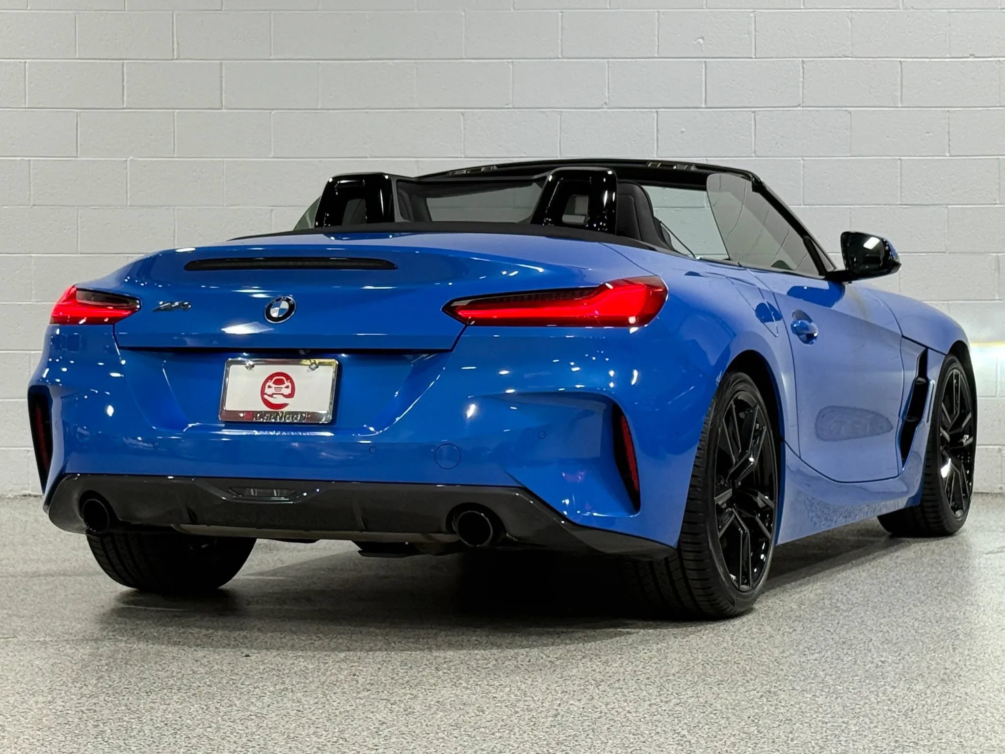 Used 2019 BMW Z4 sDrive30i w/ M Sport Package RWD image 7