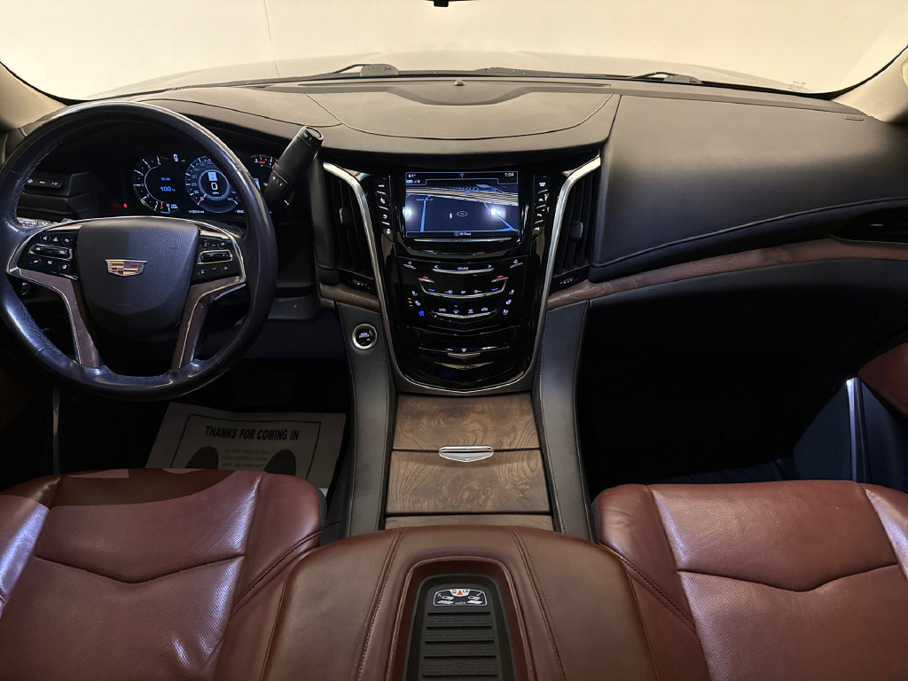 Used 2020 Cadillac Escalade Premium Luxury w/ Escalade Sport Edition AWD/4WD image 13