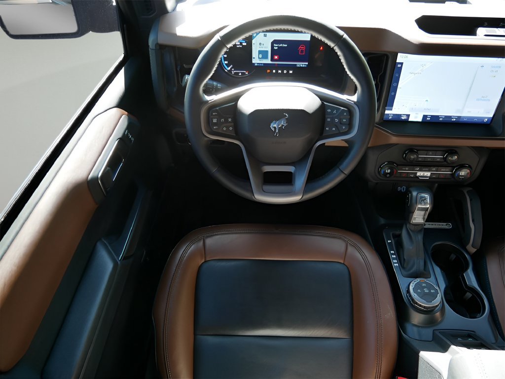Used 2024 Ford Bronco Outer Banks AWD/4WD image 13