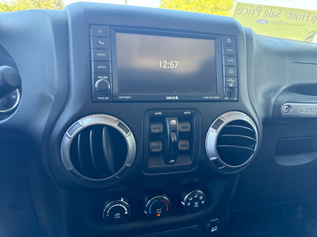 Used 2015 Jeep Wrangler Unlimited Sport w/ Quick Order Package 24S AWD/4WD image 17