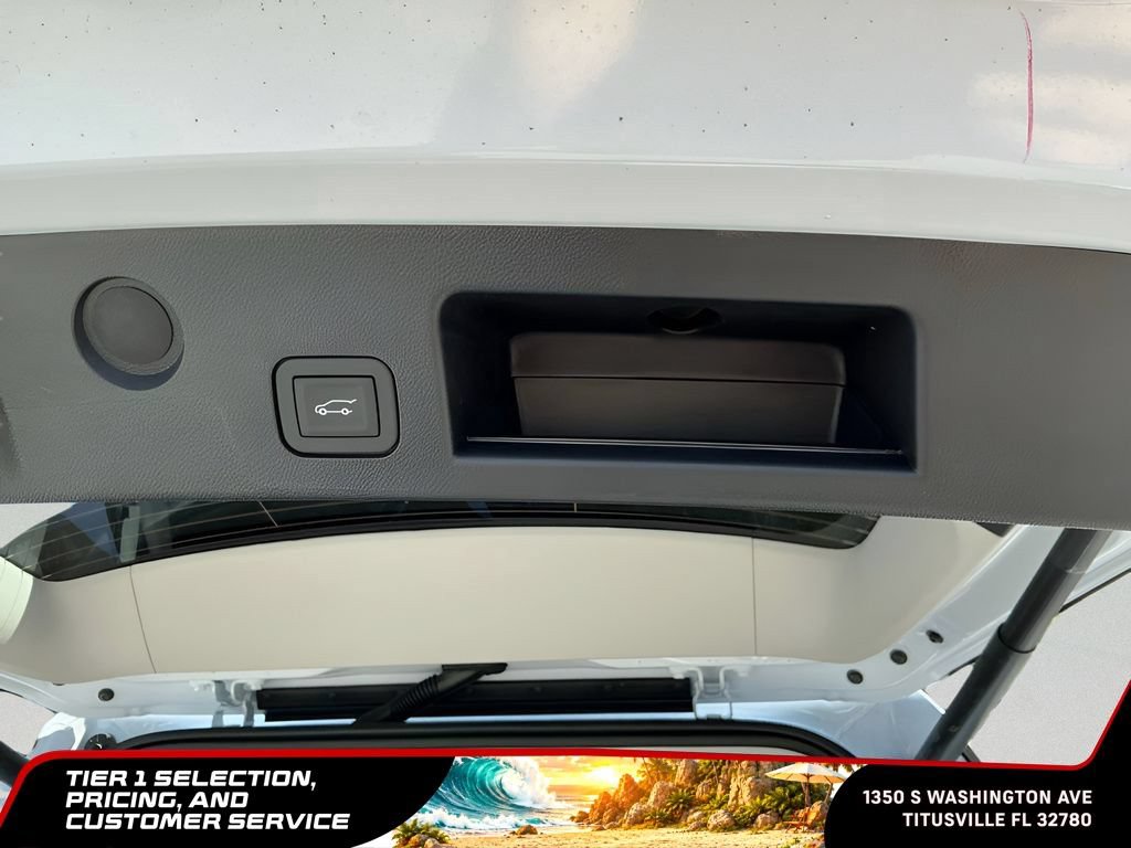 Used 2026 GMC Terrain Denali AWD/4WD image 15