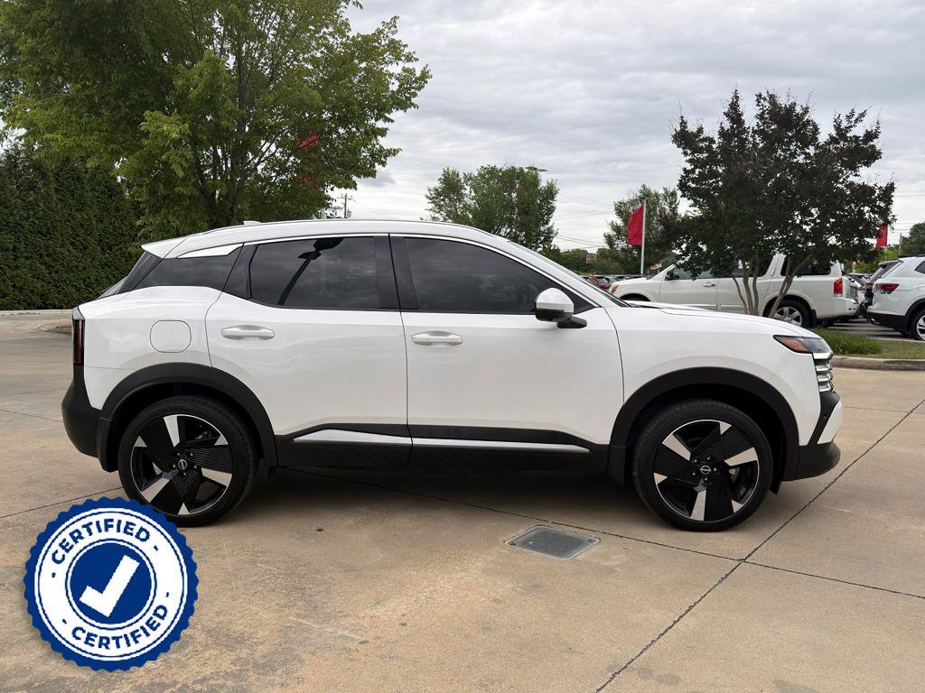 Certified 2025 Nissan Kicks SR AWD/4WD image 2