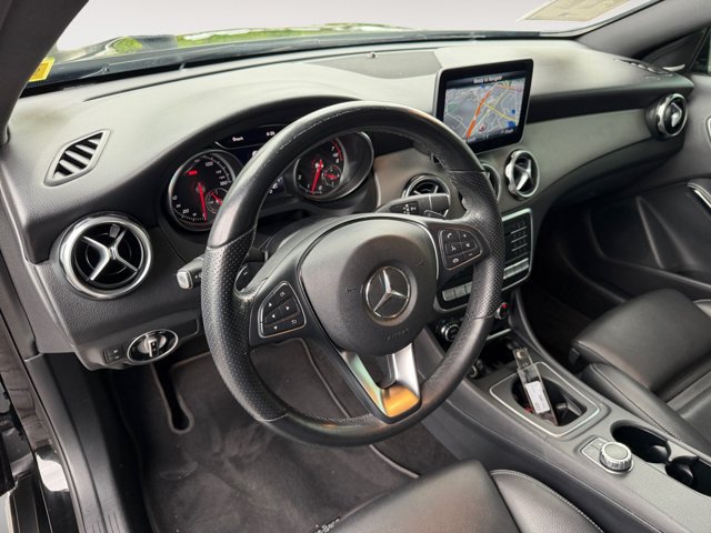 Certified 2020 Mercedes-Benz GLA 250 4MATIC image 12