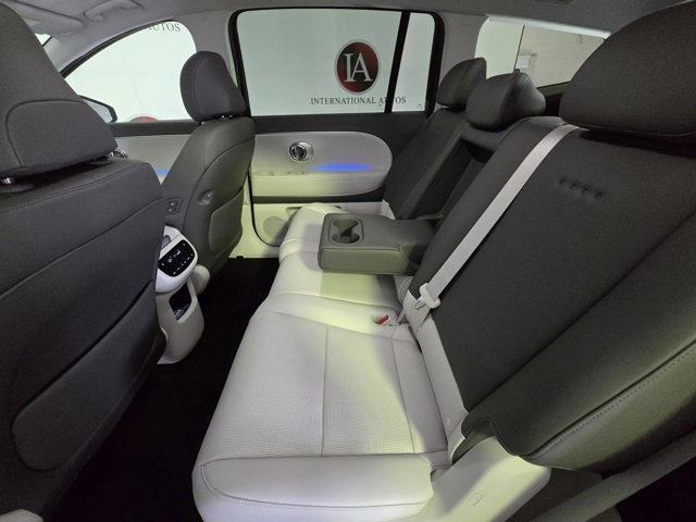 New 2026 Hyundai Ioniq 9 SEL image 11