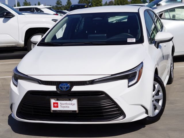 Used 2024 Toyota Corolla LE FWD image 5
