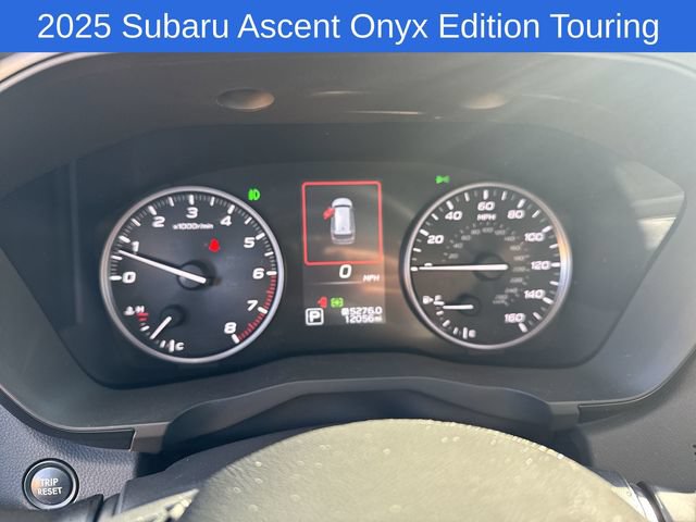 Certified 2025 Subaru Ascent Bronze Edition w/ Onyx Package AWD/4WD image 28
