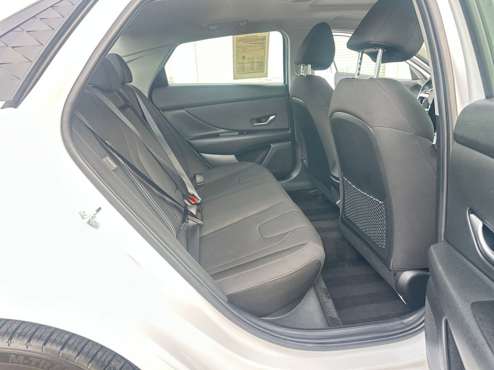 Used 2025 Hyundai Elantra SEL image 28