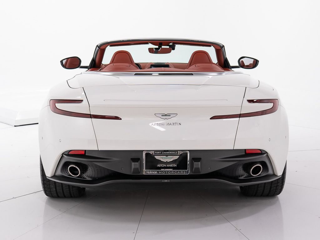 Used 2021 Aston Martin DB11 Volante RWD image 4