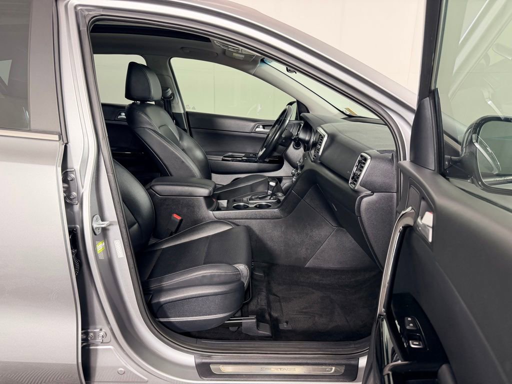 Used 2022 Kia Sportage EX AWD/4WD image 35