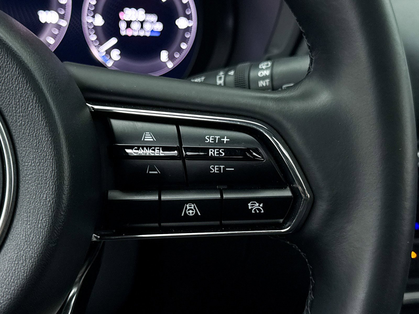 Used 2025 MAZDA CX-90 3.3 Turbo w/ Premium Plus Pkg image 25