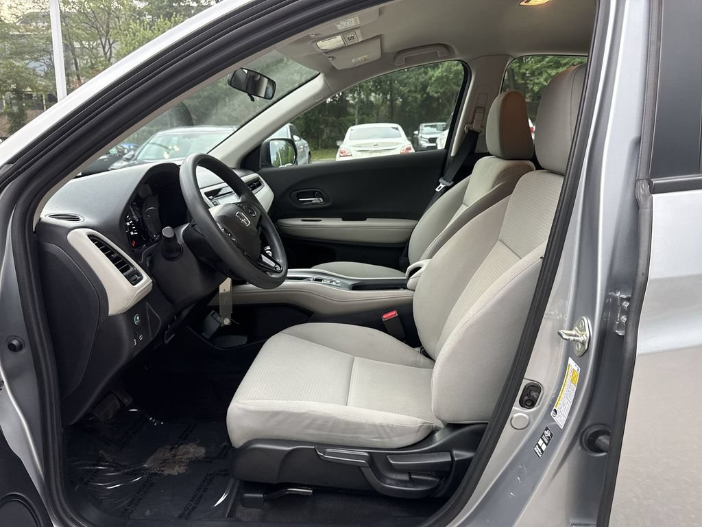 Used 2019 Honda HR-V LX image 13
