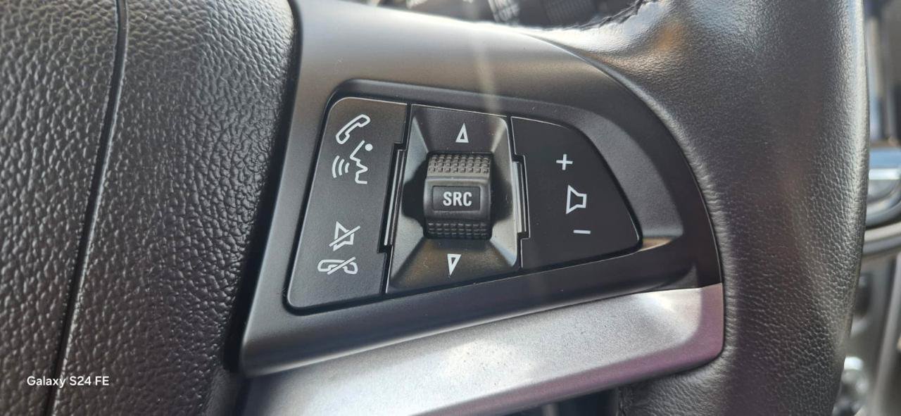 Used 2020 Chevrolet Trax LT w/ Driver Confidence Package FWD image 8