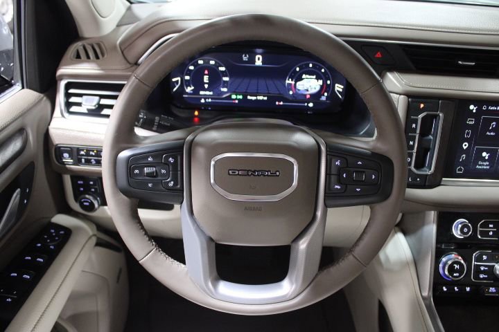 Used 2024 GMC Yukon XL Denali AWD/4WD image 36