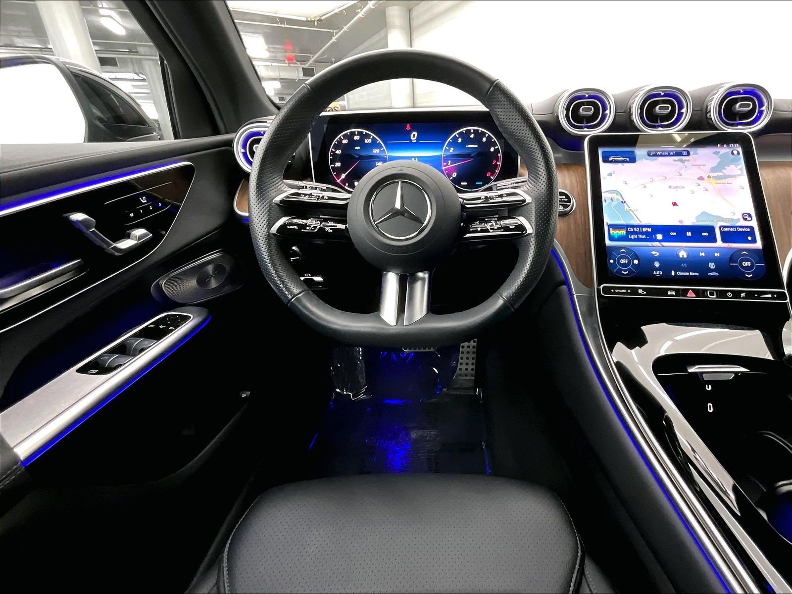 Certified 2025 Mercedes-Benz GLC 300 4MATIC w/ AMG Line image 4