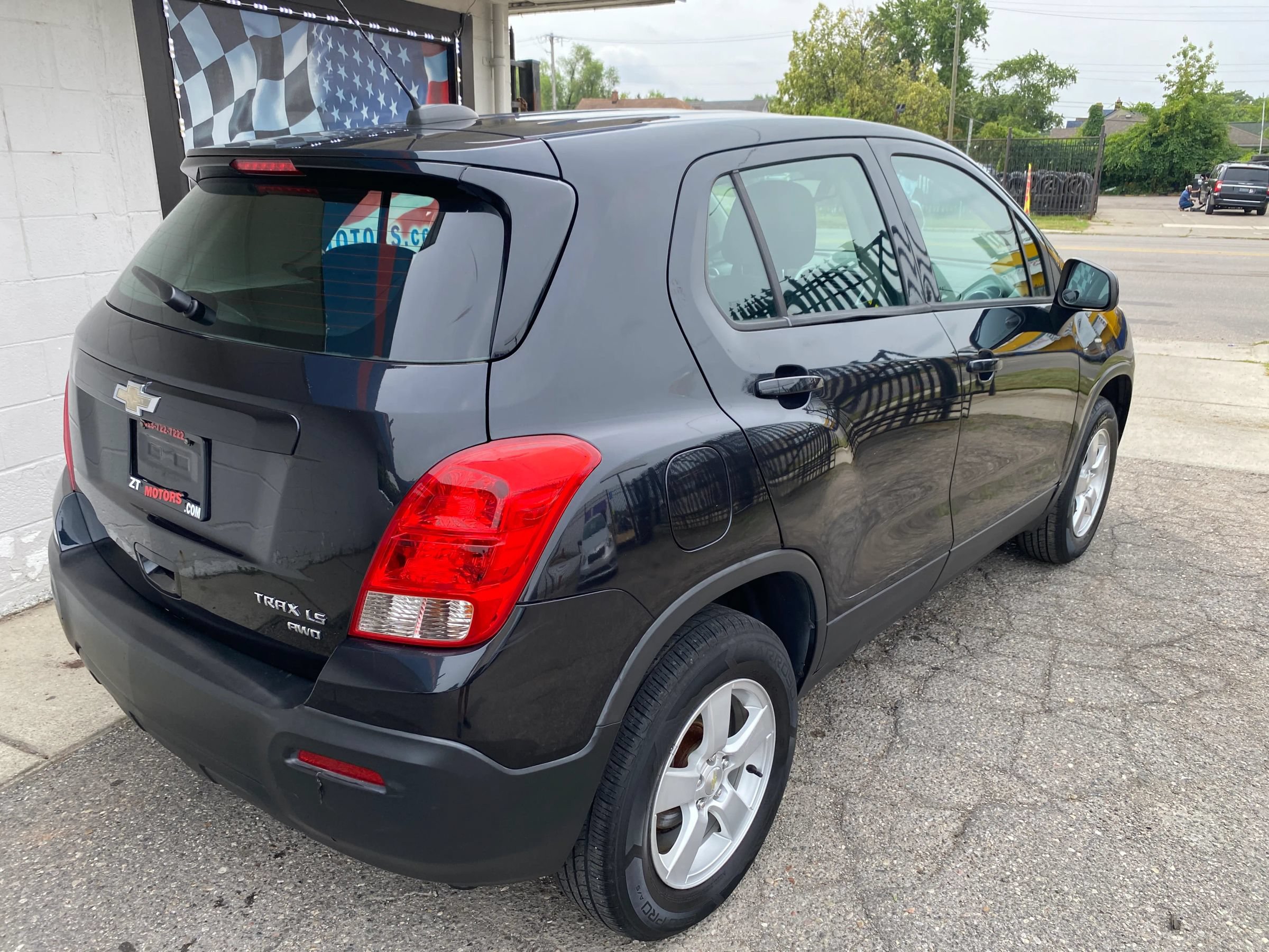 Used 2016 Chevrolet Trax LS AWD/4WD image 8