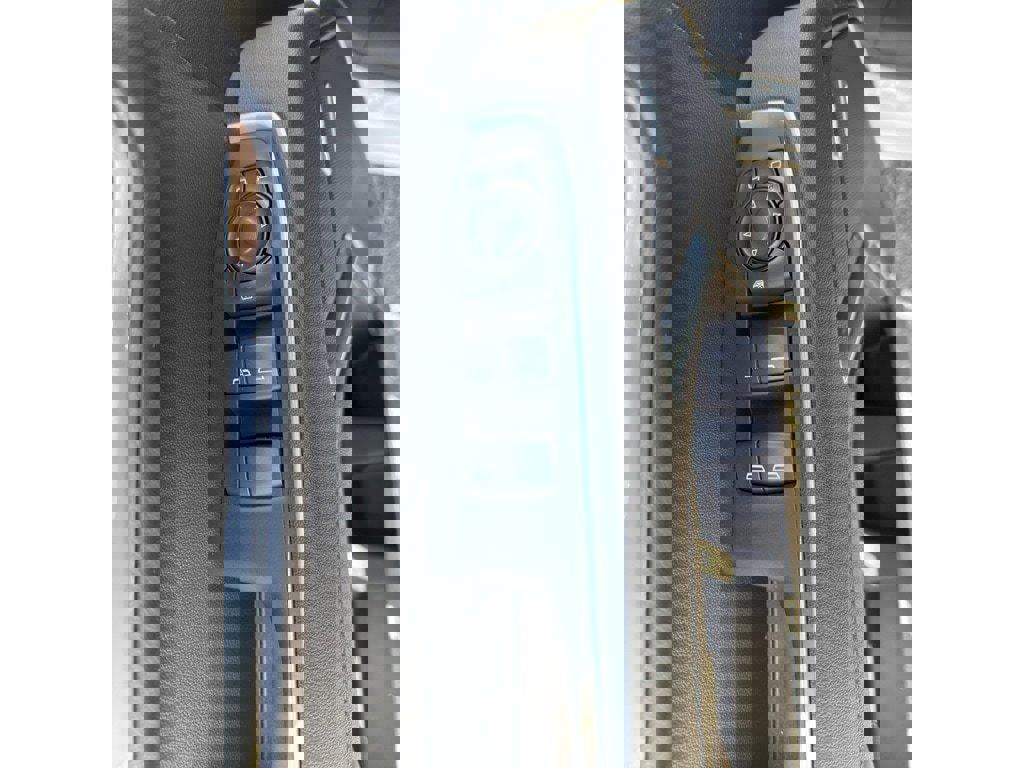 New 2026 GMC Sierra 1500 Elevation w/ Preferred Package image 7