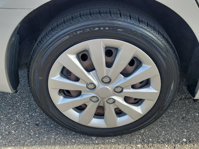 Used 2018 Nissan Sentra S FWD image 5