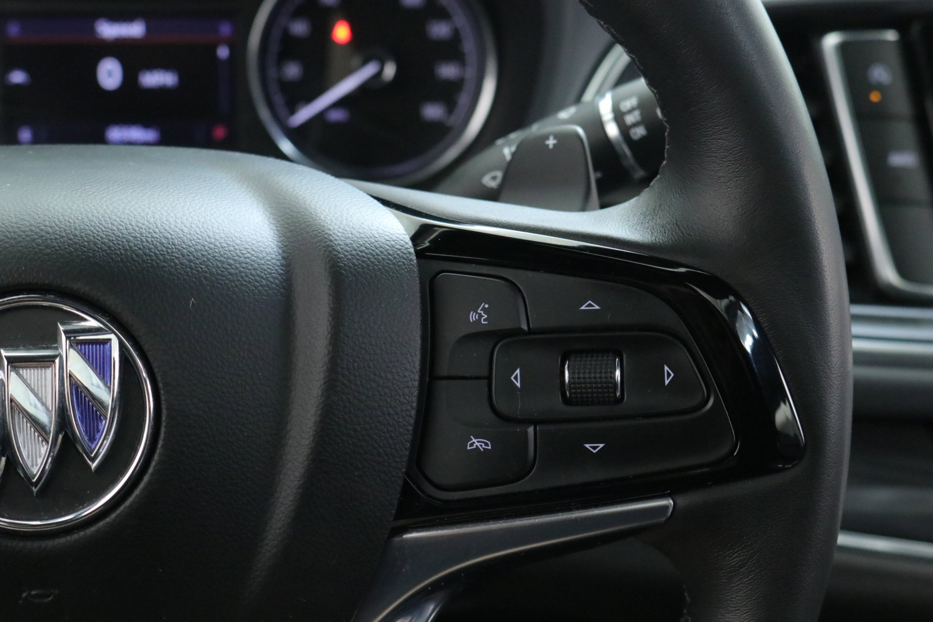 Used 2023 Buick Enclave Essence w/ Experience Buick Package image 14