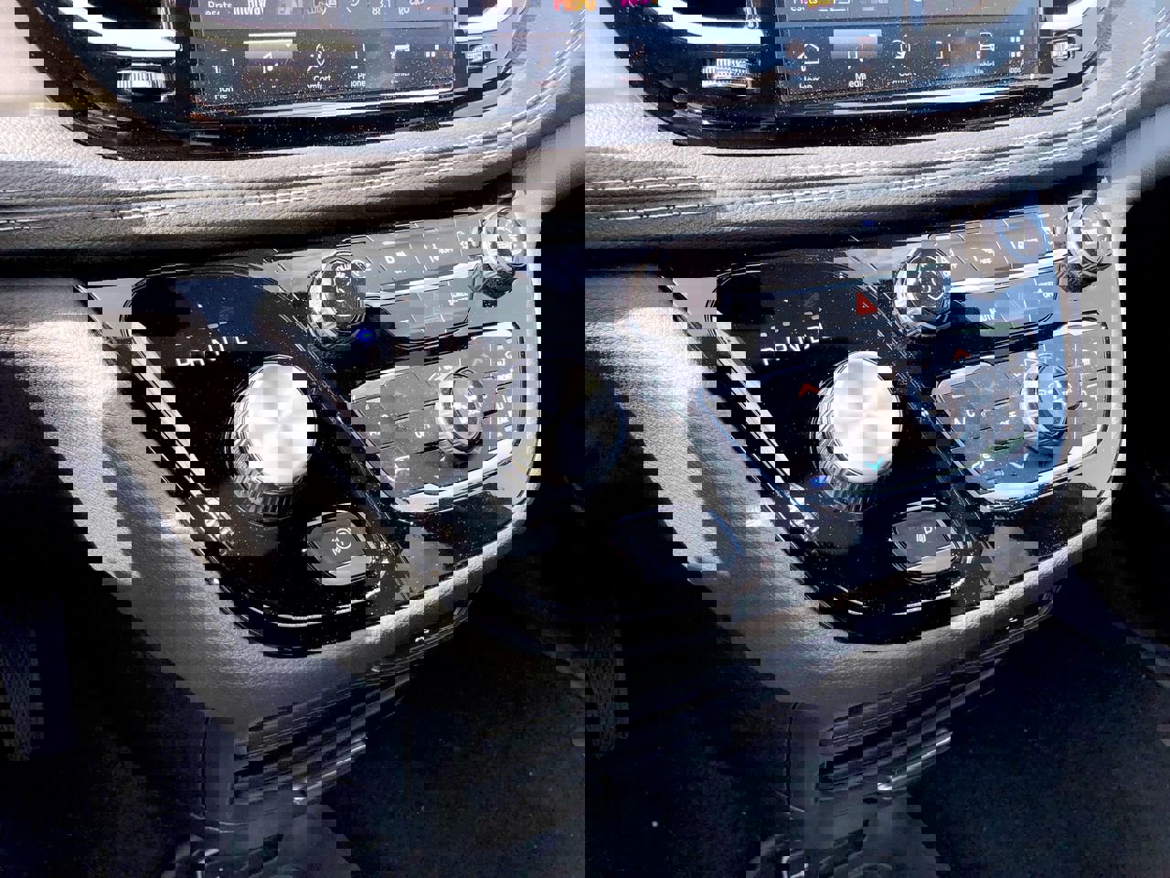 New 2026 Chrysler Pacifica Select image 20