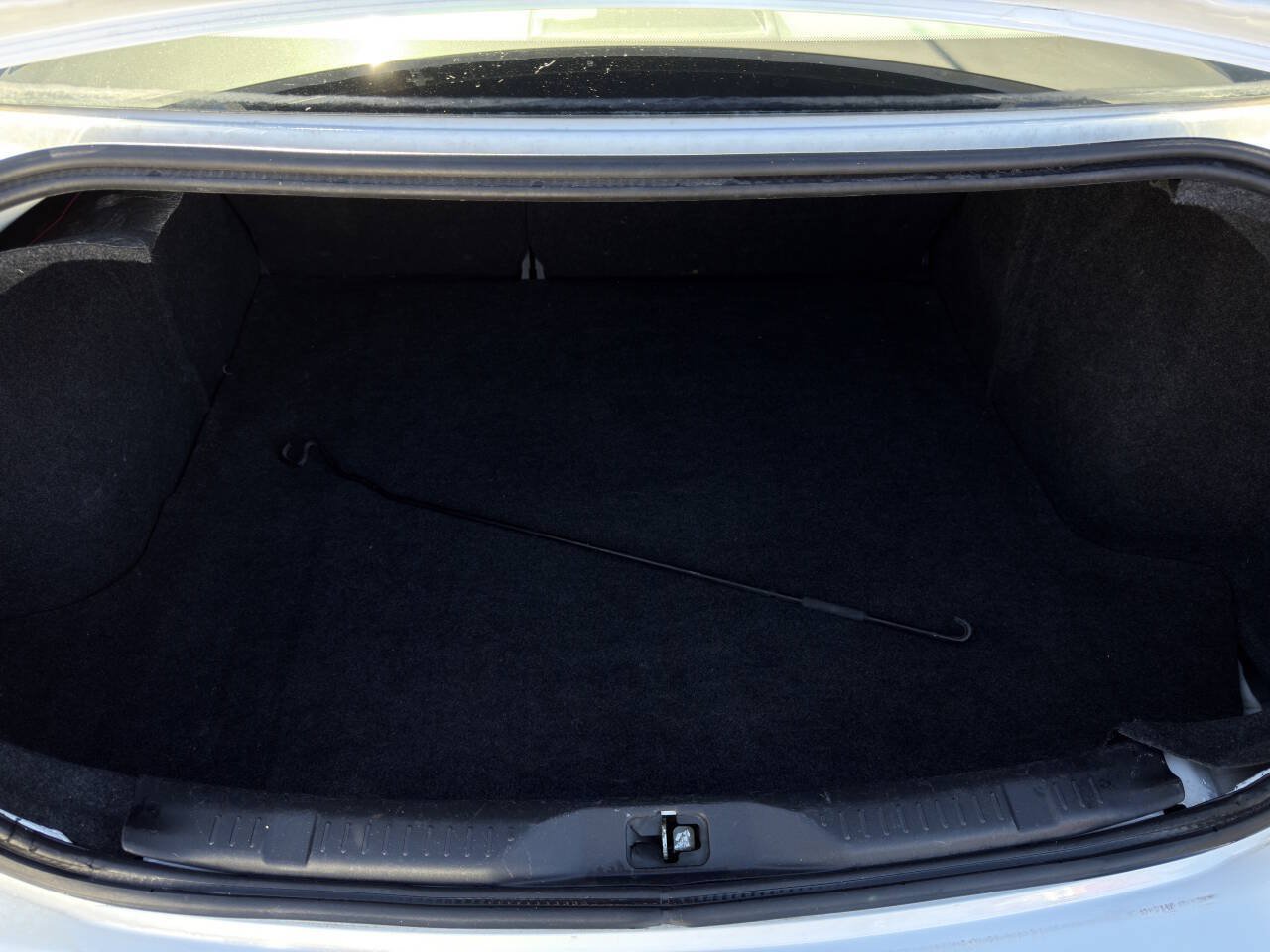 Used 2010 Nissan Sentra 2.0 FWD image 13