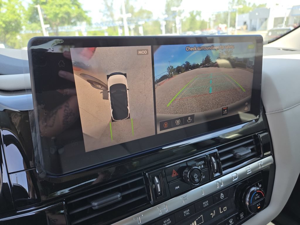 New 2026 Nissan Pathfinder SL AWD/4WD image 11