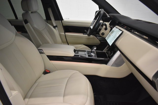 Used 2023 Land Rover Range Rover SE AWD/4WD image 19