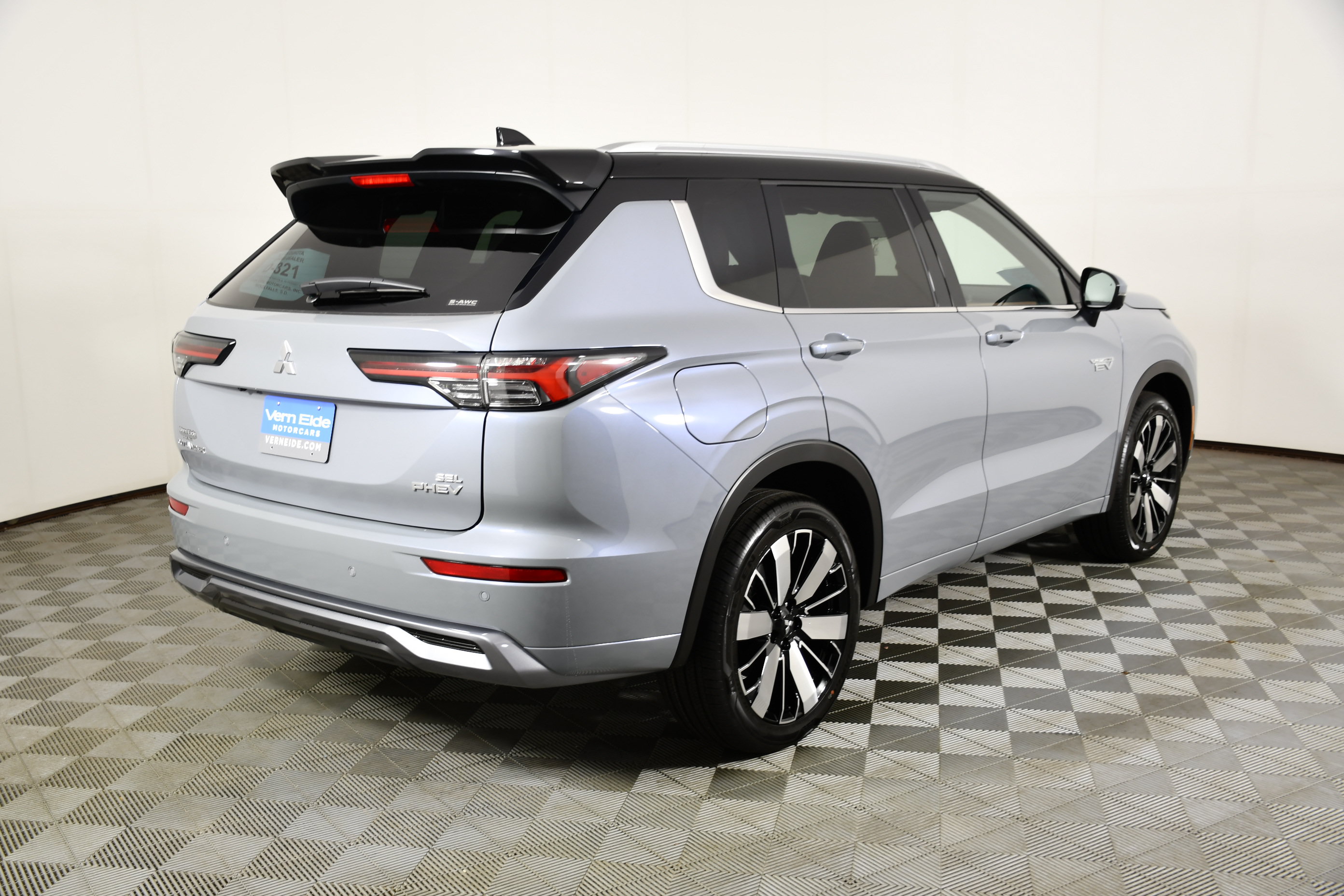 New 2026 Mitsubishi Outlander SEL AWD/4WD image 6