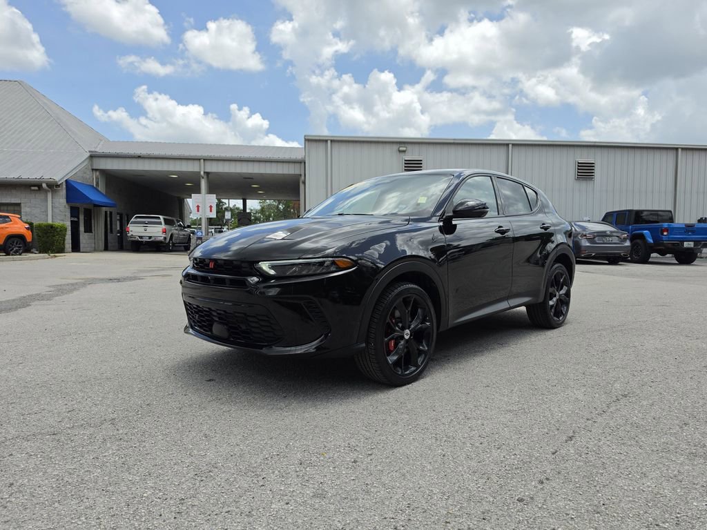 Certified 2023 Dodge Hornet GT w/ Track Pack AWD/4WD image 2