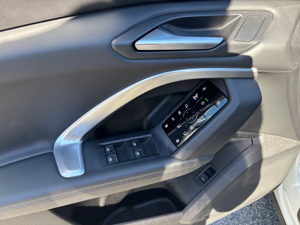 Used 2025 Audi Q5 Premium Plus image 32