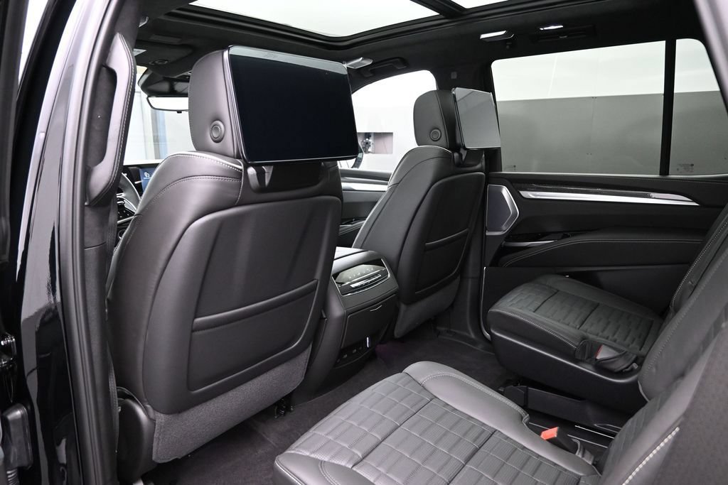 Certified 2026 Cadillac Escalade V w/ LPO, Floor Liner Package AWD/4WD image 32
