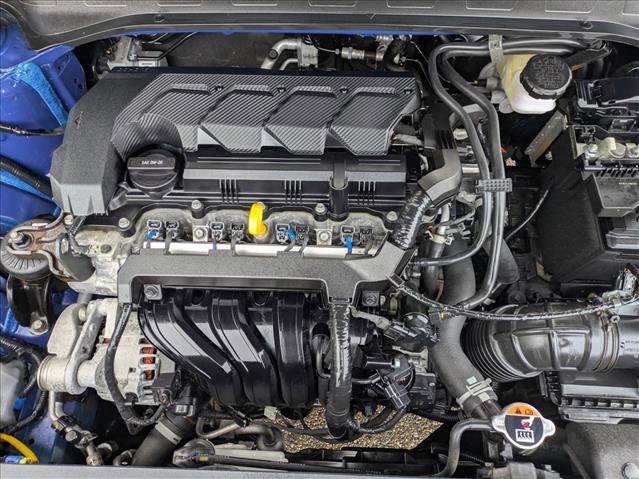 Used 2022 Hyundai Venue Limited image 22