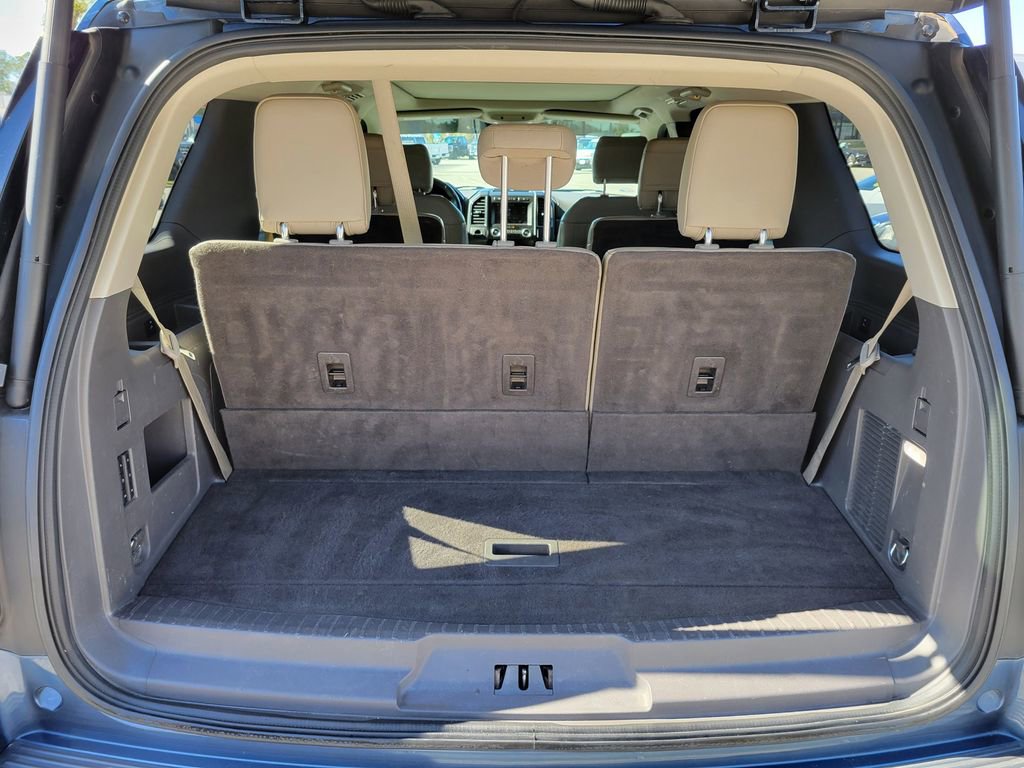 Used 2019 Ford Expedition Limited w/ Equipment Group 301A image 12
