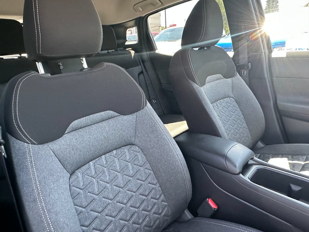 Used 2026 Nissan Kicks SV FWD image 17
