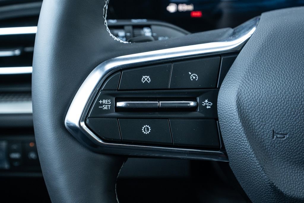 New 2026 Chevrolet Traverse LT w/ Midnight/Sport Edition image 17