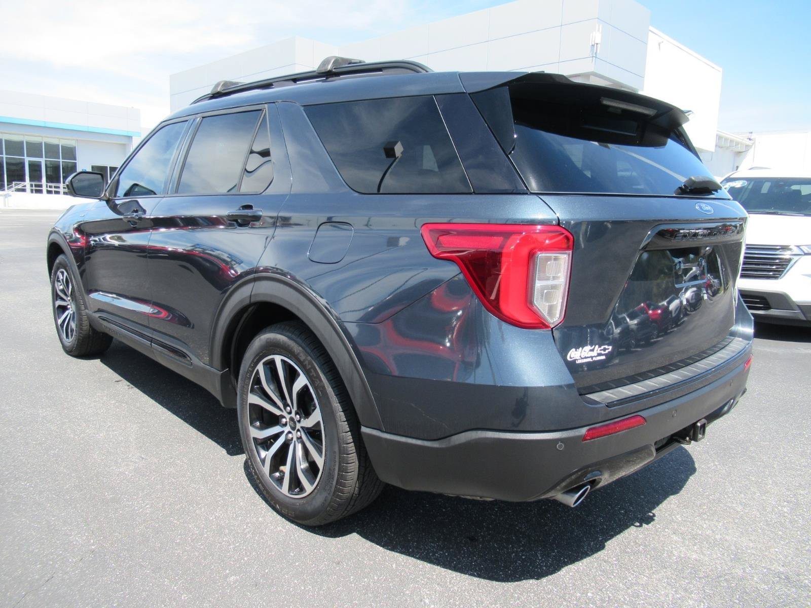 Used 2022 Ford Explorer ST-Line w/ Class IV Trailer Tow Package RWD image 7