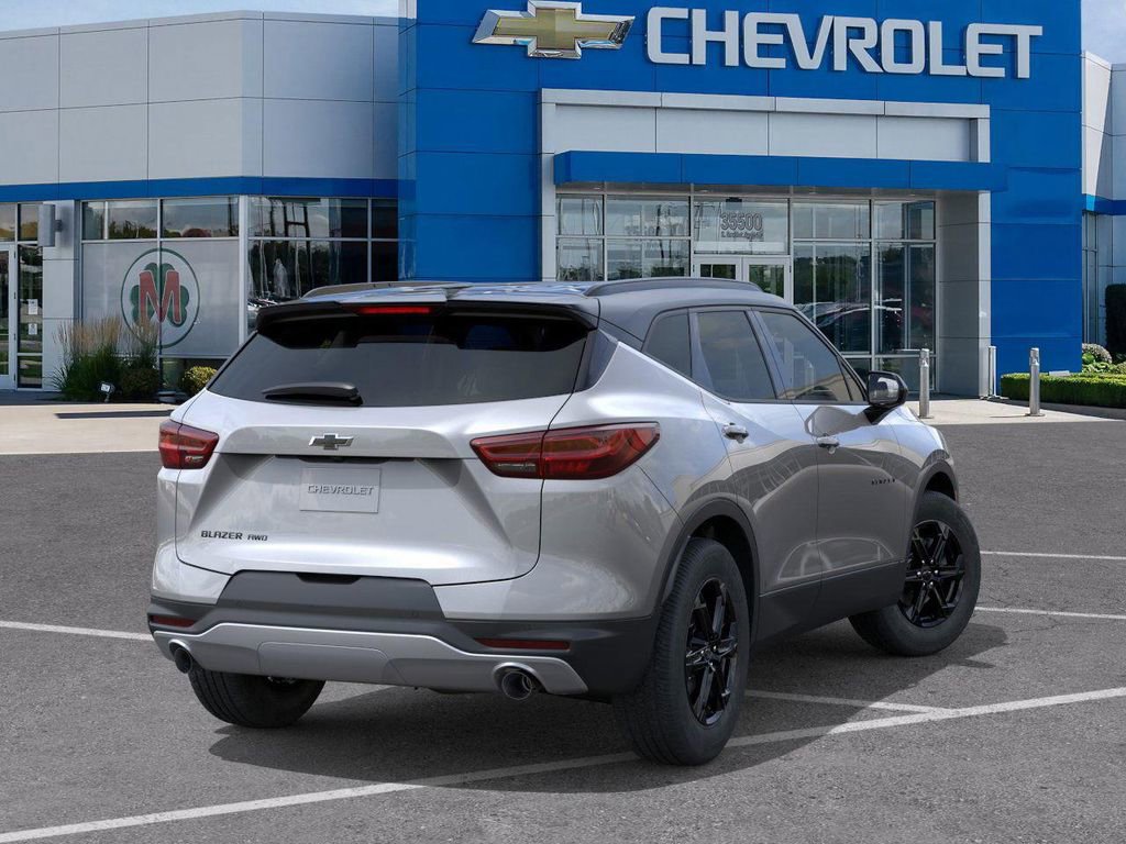 New 2025 Chevrolet Blazer LT w/ Convenience Package image 4