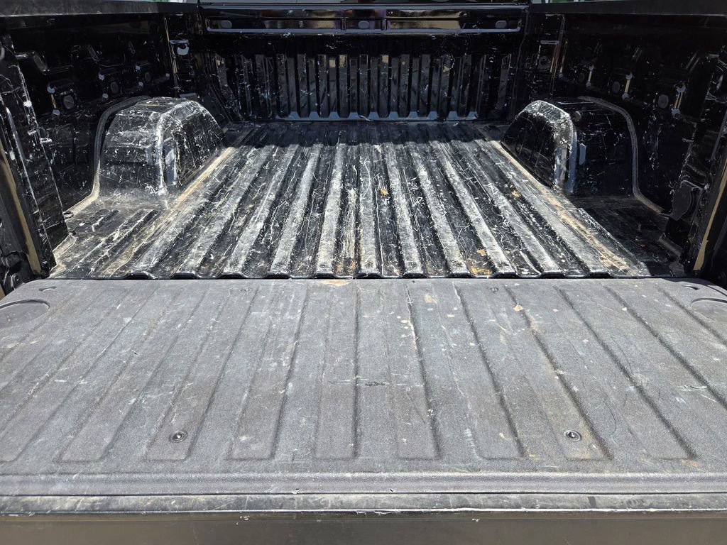 Used 2023 Chevrolet Silverado 1500 LT AWD/4WD image 28