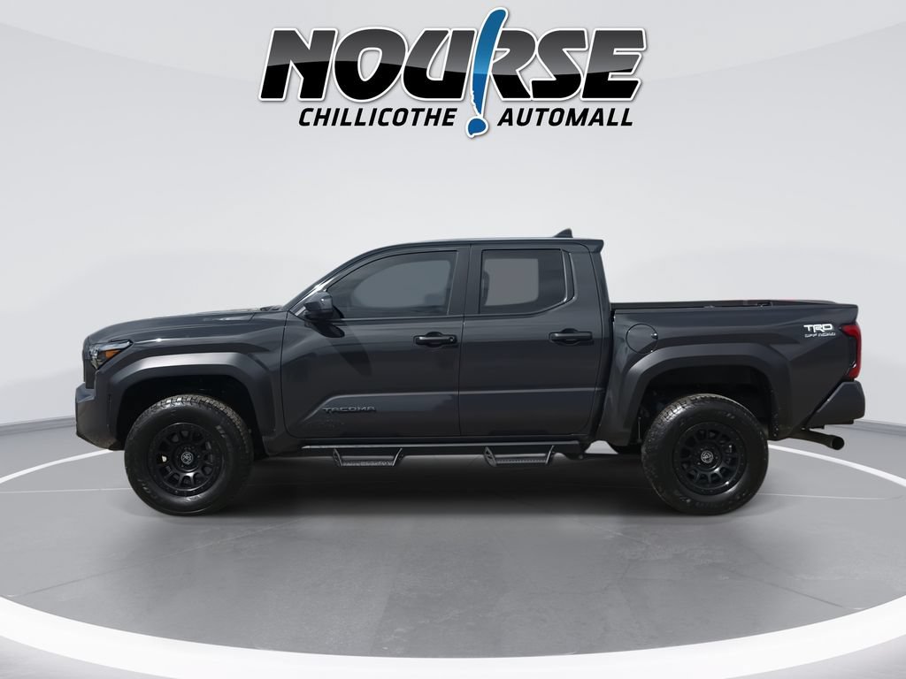 Used 2024 Toyota Tacoma TRD Off-Road AWD/4WD image 5