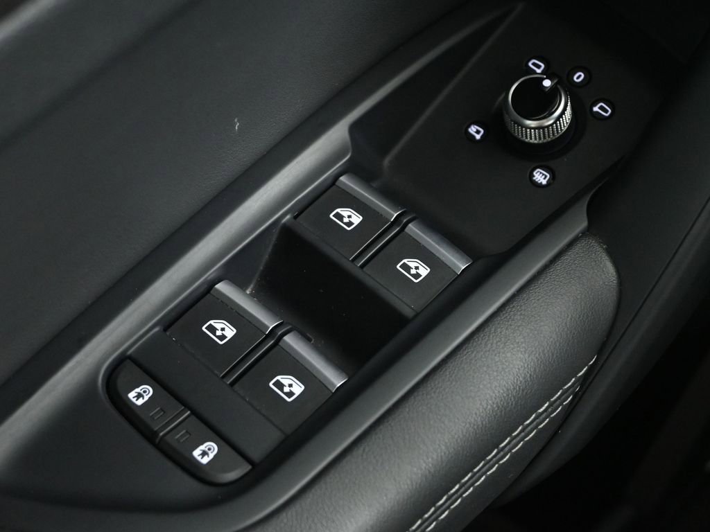 Used 2024 Audi Q5 2.0T Premium Plus image 16
