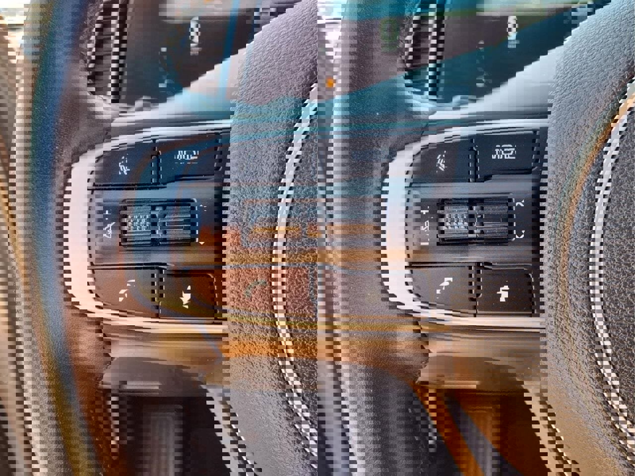 Used 2023 Kia Sportage SX image 27