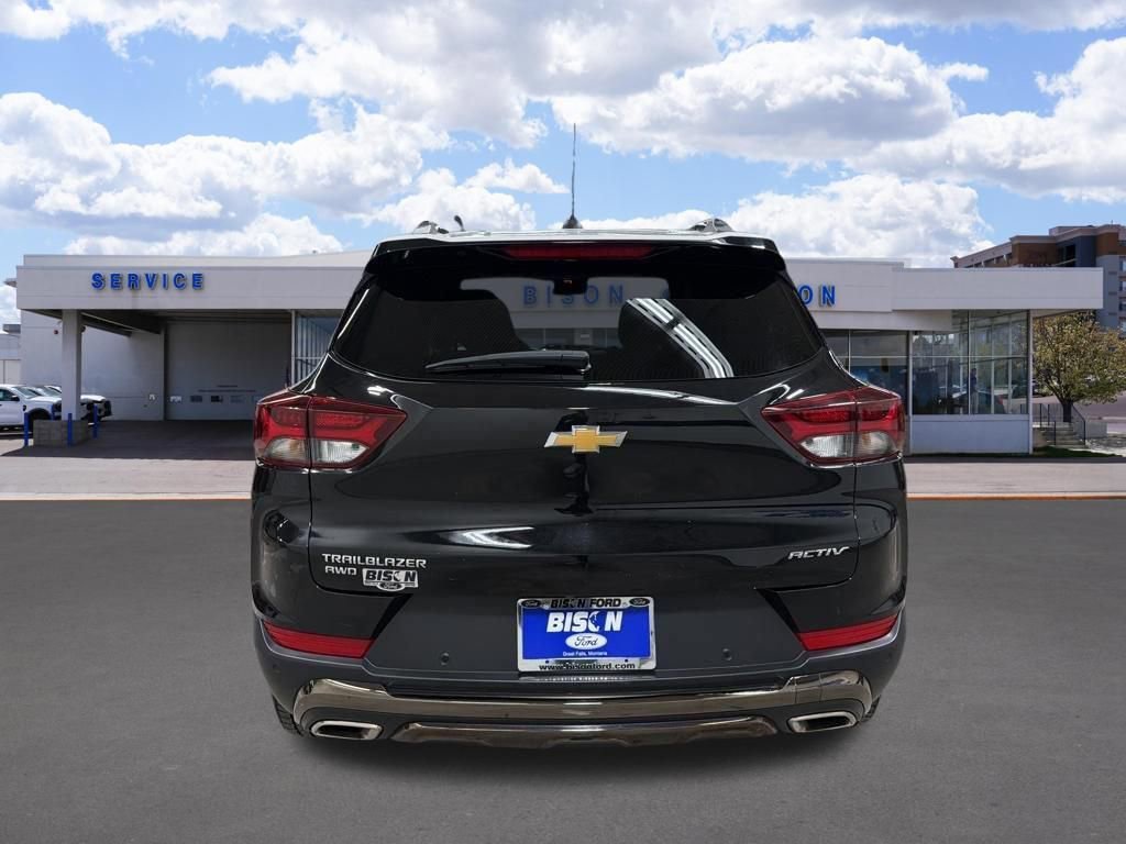 Used 2023 Chevrolet TrailBlazer ACTIV w/ Sun and Liftgate Package image 4