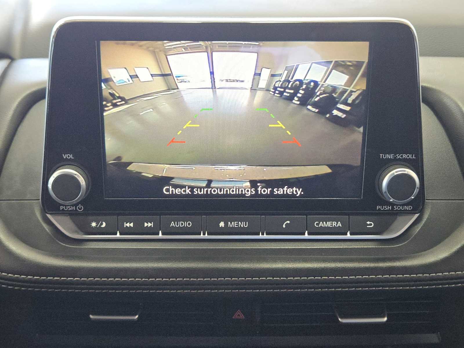 Used 2024 Nissan Rogue SV FWD image 18