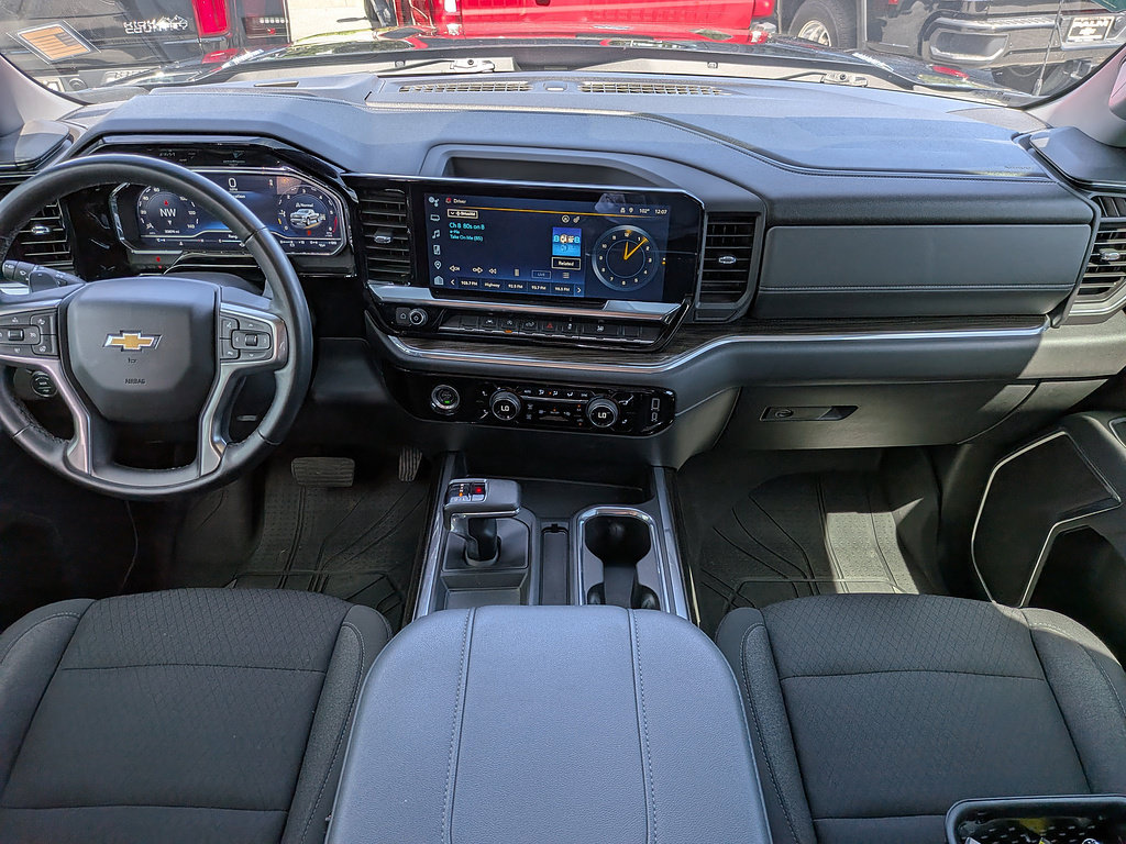 Used 2023 Chevrolet Silverado 1500 LT AWD/4WD image 41