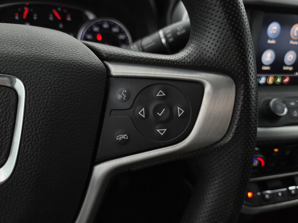 Certified 2023 GMC Acadia SLE w/ Driver Convenience Package FWD image 24