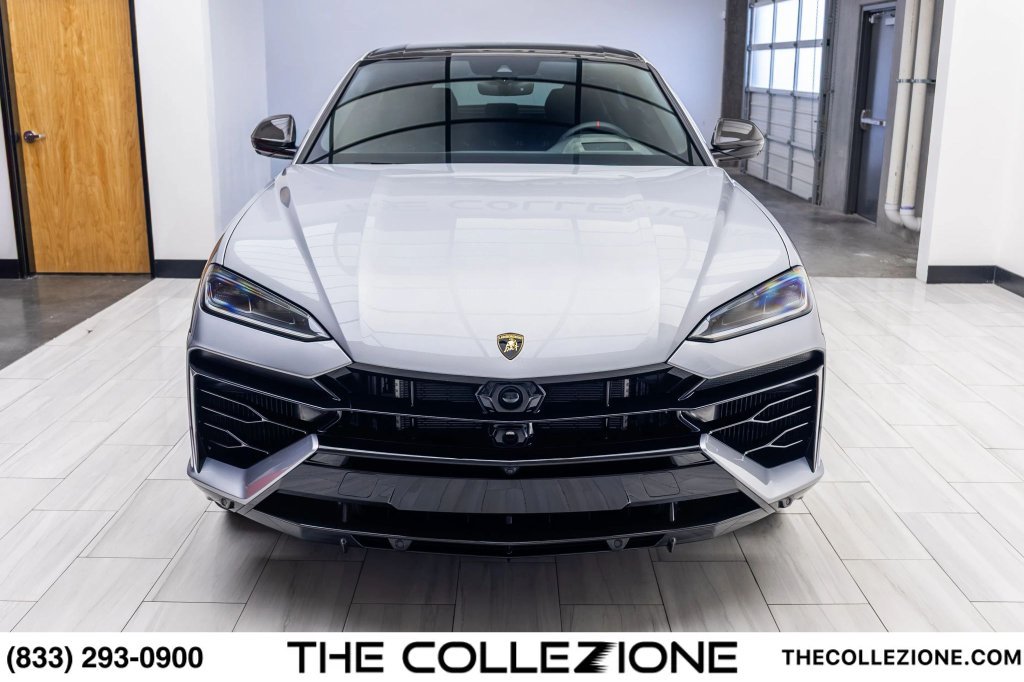 Used 2026 Lamborghini Urus SE AWD/4WD image 8