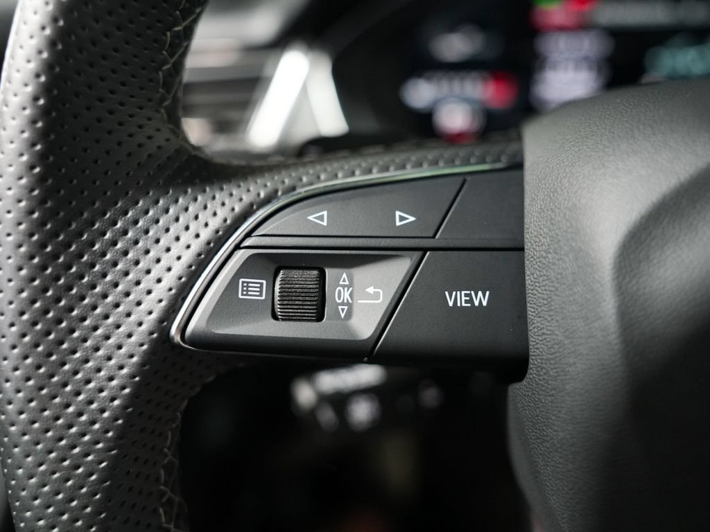 Used 2023 Audi SQ5 Premium Plus w/ Premium Plus Package AWD/4WD image 24